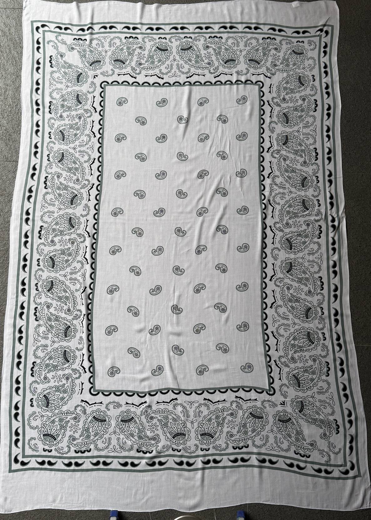 PAREO BATIK SIN FLECOS BANDANA BLANCO TU